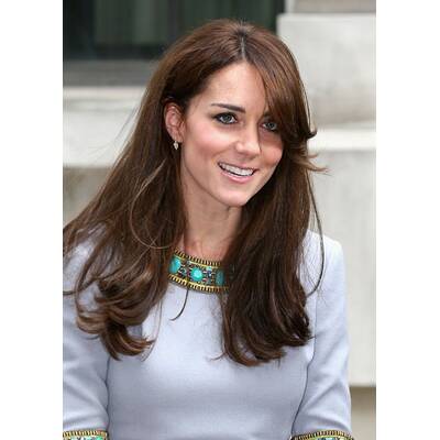 Herzogin Kate kämpft mit dem Wind