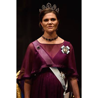 Victoria & Sofia strahlen mit Babybauch