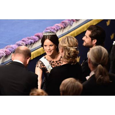 Victoria & Sofia strahlen mit Babybauch