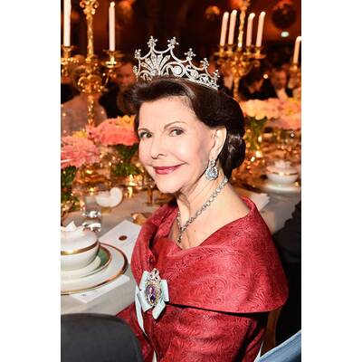 Victoria & Sofia strahlen mit Babybauch