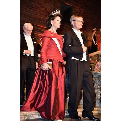 Victoria & Sofia strahlen mit Babybauch