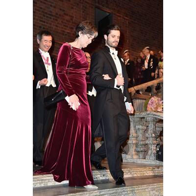 Victoria & Sofia strahlen mit Babybauch