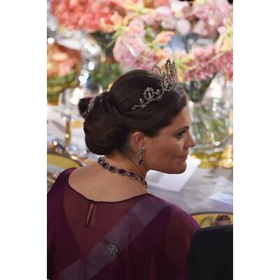 Victoria & Sofia strahlen mit Babybauch