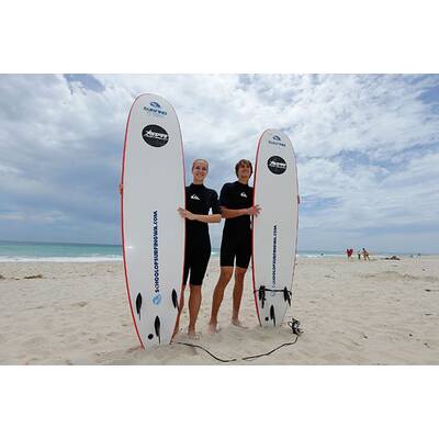 Sabine Lisicki surft in Australien