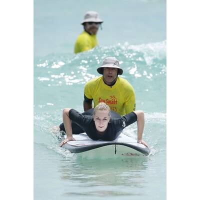 Sabine Lisicki surft in Australien