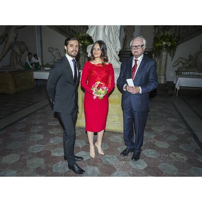 Prinzessin Sofia strahlt mit Babybauch