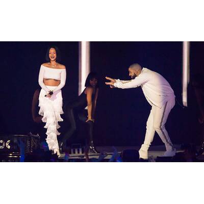 Rihanna &  Drake: Heiße Show bei den Brit Awards 2016