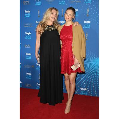 Bar Refaeli: Da ist ja der Babybauch!