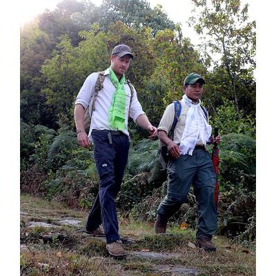 Prinz Harry auf Besuch in Nepal