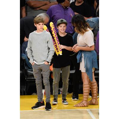 David Beckham: Mit Romeo & Cruz beim Basketball