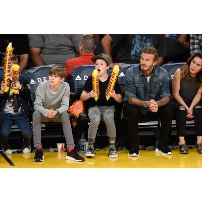 David Beckham: Mit Romeo & Cruz beim Basketball