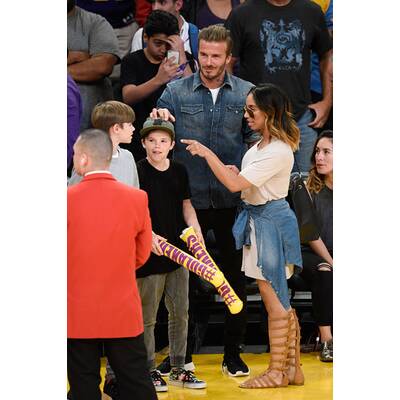 David Beckham: Mit Romeo & Cruz beim Basketball