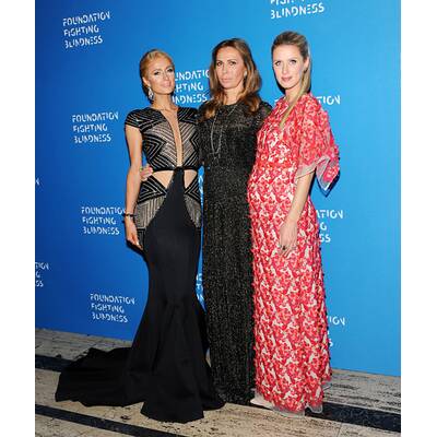 Nicky Hilton strahlt mit Babybauch