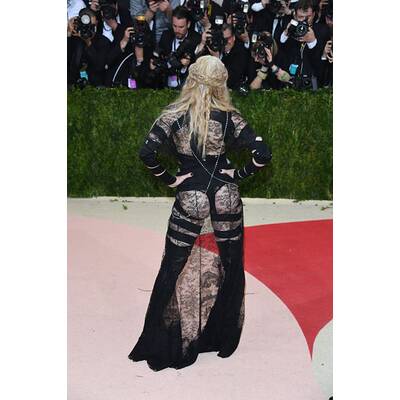 Madonnas zeigfreudiger Auftritt auf der Met Gala