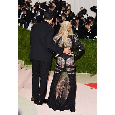 Madonnas zeigfreudiger Auftritt auf der Met Gala