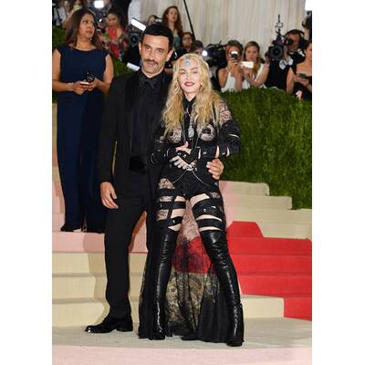 Madonnas zeigfreudiger Auftritt auf der Met Gala