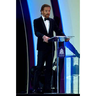 Die Queen feiert 90er mit den Stars