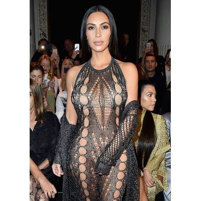 Kim Kardashian im Nacktkleid auf Fashion Week