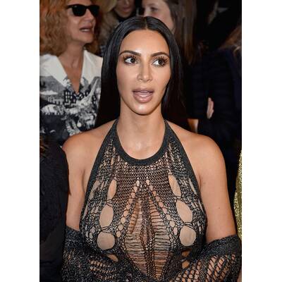 Kim Kardashian im Nacktkleid auf Fashion Week