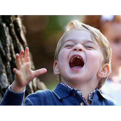 Prinzessin Charlotte und Prinz George auf Kinderparty