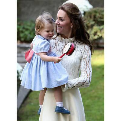 Prinzessin Charlotte und Prinz George auf Kinderparty