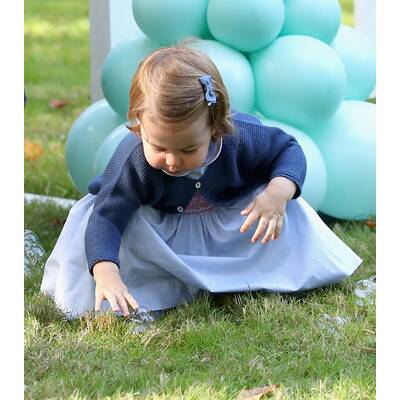 Prinzessin Charlotte und Prinz George auf Kinderparty