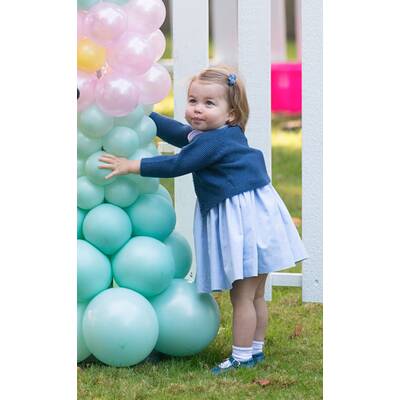 Prinzessin Charlotte und Prinz George auf Kinderparty