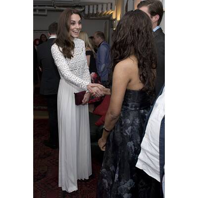 Herzogin Kate: Sexy Beinshow