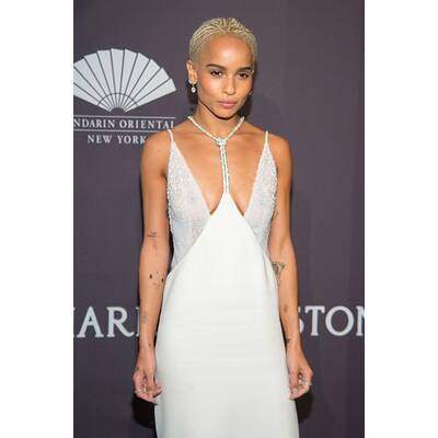 Zoe Kravitz lässt die Nippel blitzen