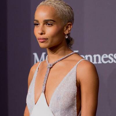Zoe Kravitz lässt die Nippel blitzen