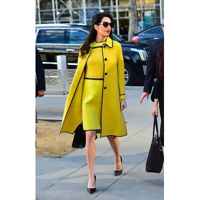 Amal Clooney: Mit Zwillingsbauch vor UN