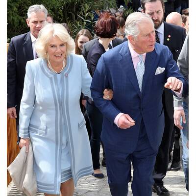 Charles und Camilla beim Heurigen