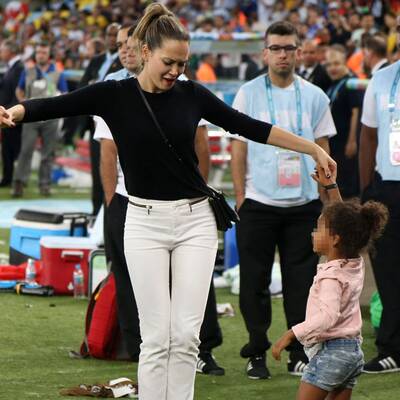 Wer ist die heißeste Spielerfrau der Deutschen?