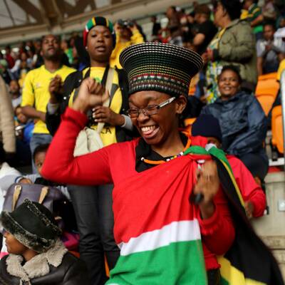 Tausende nehmen Abschied von Nelson Mandela