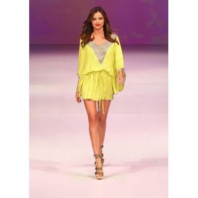 Miranda Kerr nach Babypause wieder am Catwalk