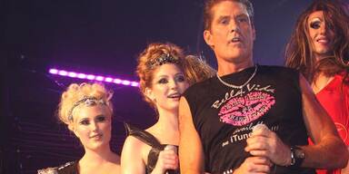 David Hasselhoff mit seinen Töchtern Taylor Ann und Hayley Amber auf der Bühne