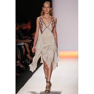 NY FW 2011/12 BCBG Max Azria