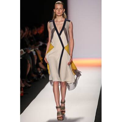 NY FW 2011/12 BCBG Max Azria