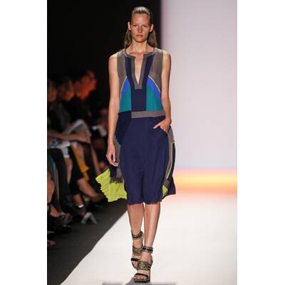 NY FW 2011/12 BCBG Max Azria