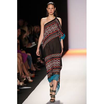 NY FW 2011/12 BCBG Max Azria