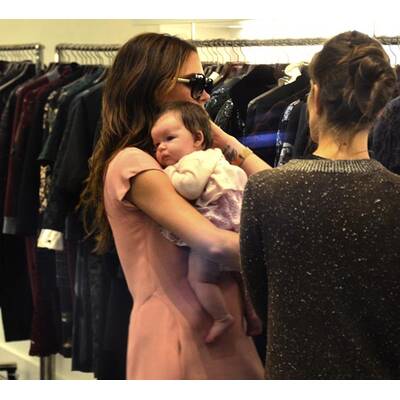 Victoria Beckham und Harper Seven beim Shoppen