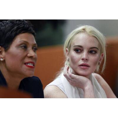 Lindsay Lohan in Handschellen abgeführt