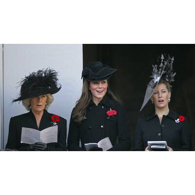 Volkstrauertag: Kate strahlte für William 