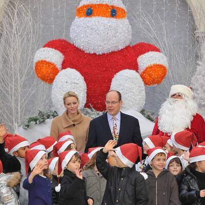 Die Fürstin kann offenbar gut mit Kindern....