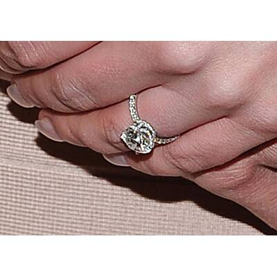 Britney Spears strahlt mit ihrem Verlobungsring