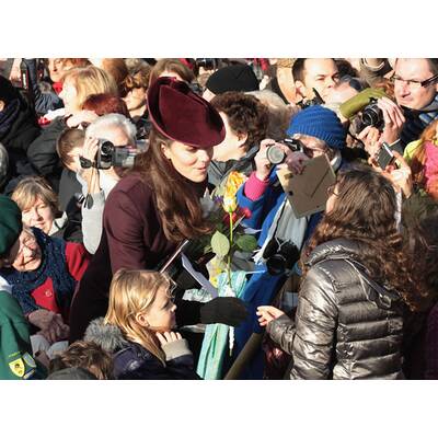 Kate strahlte bei royaler Messe