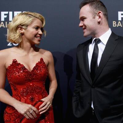 Shakira: Sexy Lady in Red bei der FIFA Ballon d'Or Gala