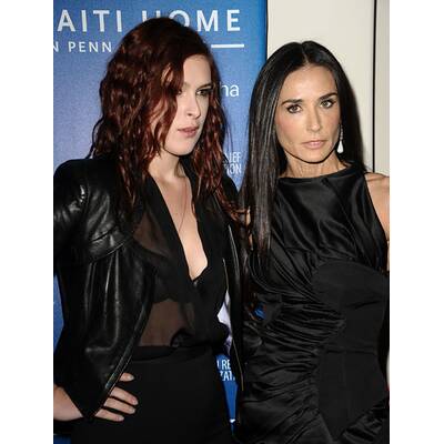 Neben Rumer wirkt Demi wie ein Skelett