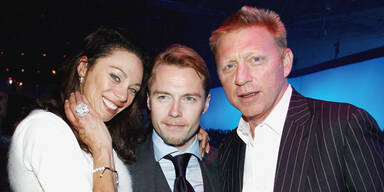 Adriana Lima auf der Pirsch