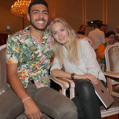 Noah Becker: Auf Kuschelkurs mit Schweizer Model